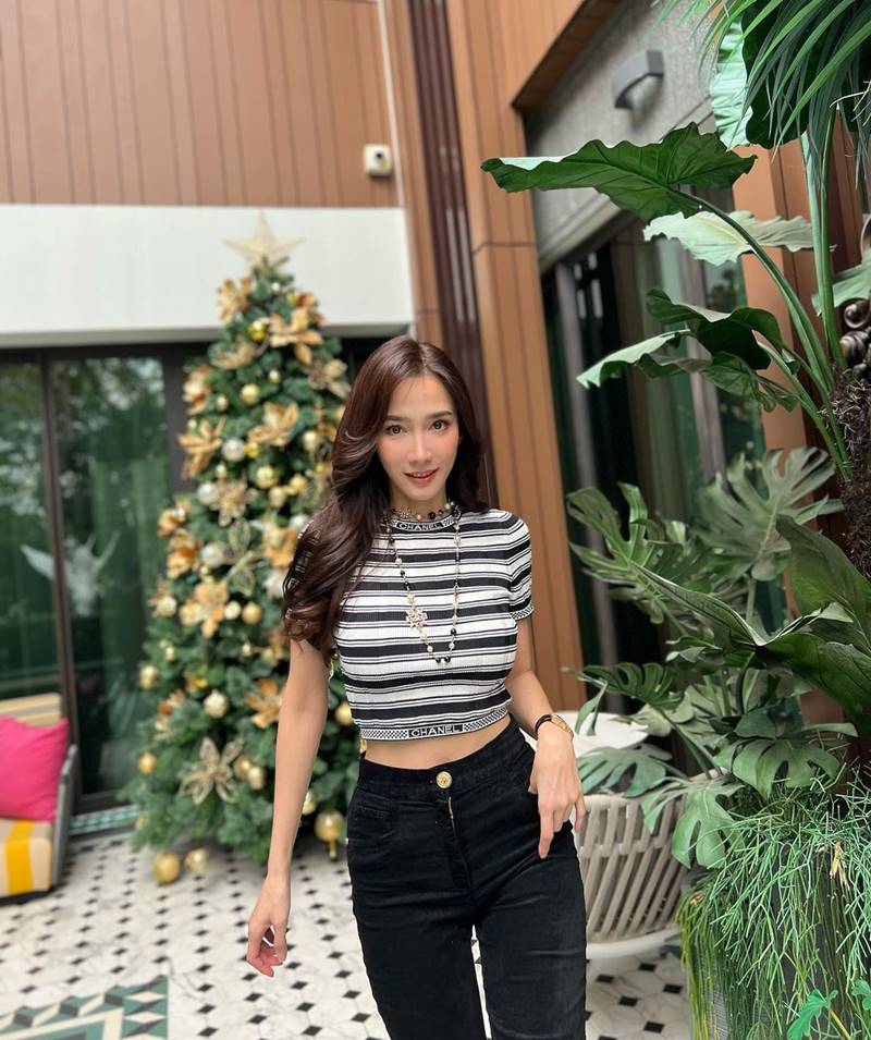 อั้ม พัชราภา, จิน จรินทร์ ธรรมวัฒนะ