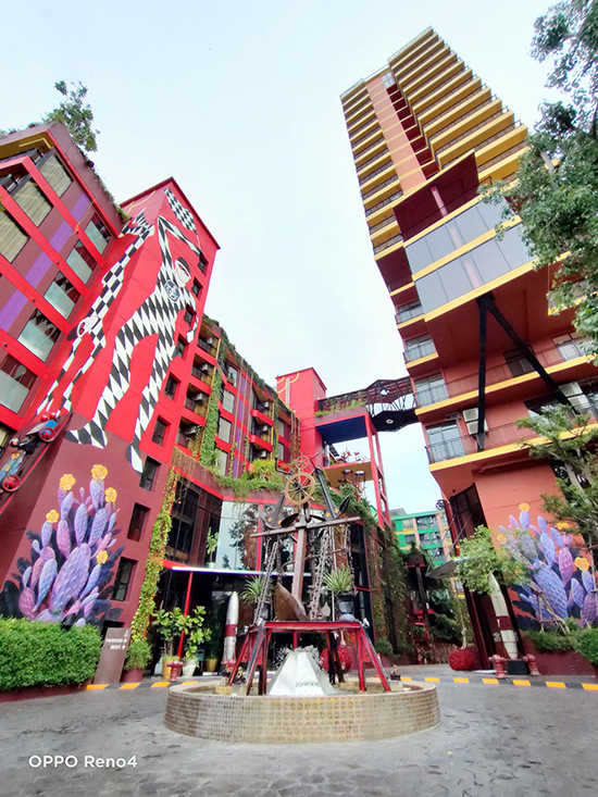 OPPO Reno4