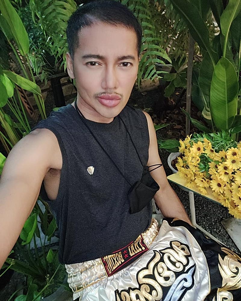 ดีเจเจ๊แหม่ม