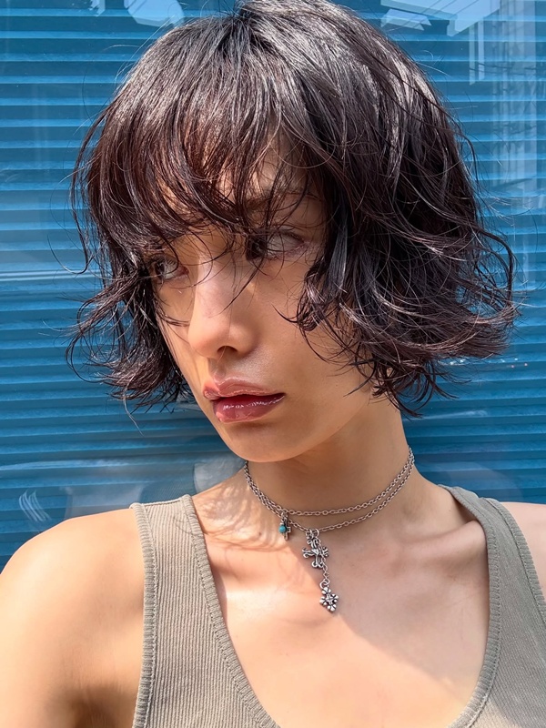 นานะ ดาราเกาหลีชื่อดัง โจรขึ้นบ้านหรู จับมือแม่สู้โจร