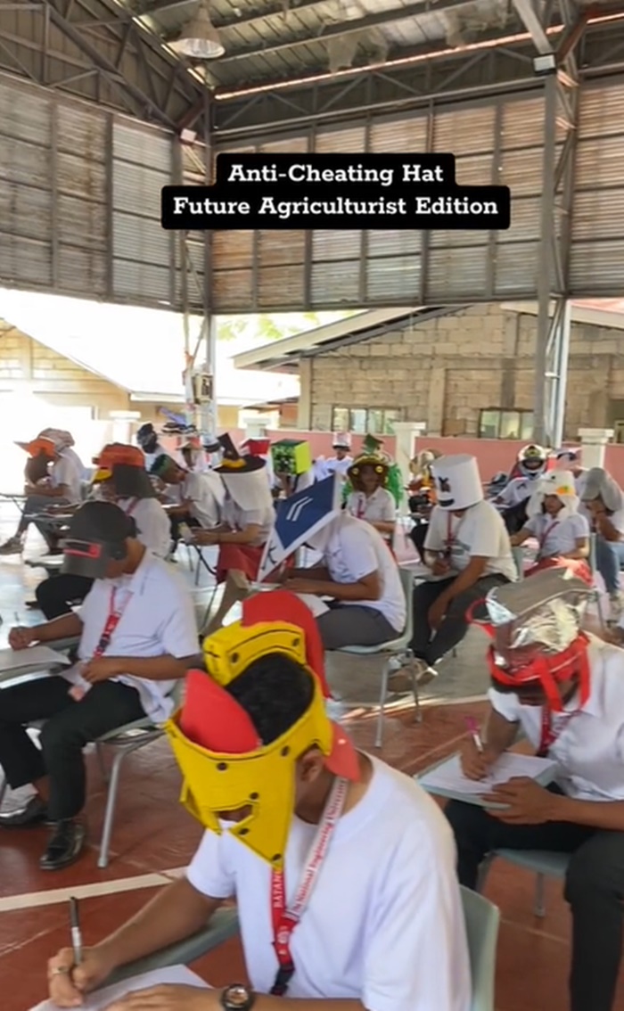 ลอกข้อสอบ