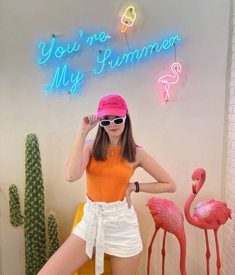 เธอ รวรีย์, ออย ธนา