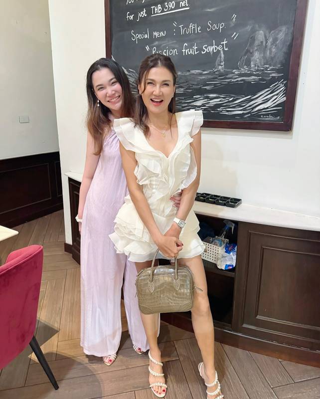 นนนี่ นนลนีย์ ฟาดชาวเน็ต