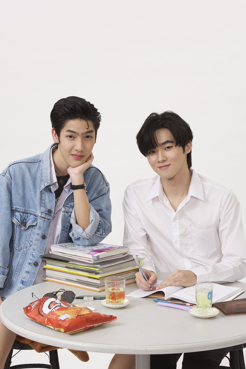 พี่จะตีนะเนย