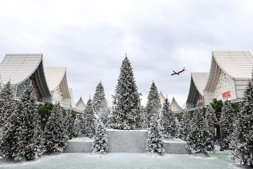 ไฟคริสต์มาส ปีใหม่ 2025-2026 Central Village Outlet