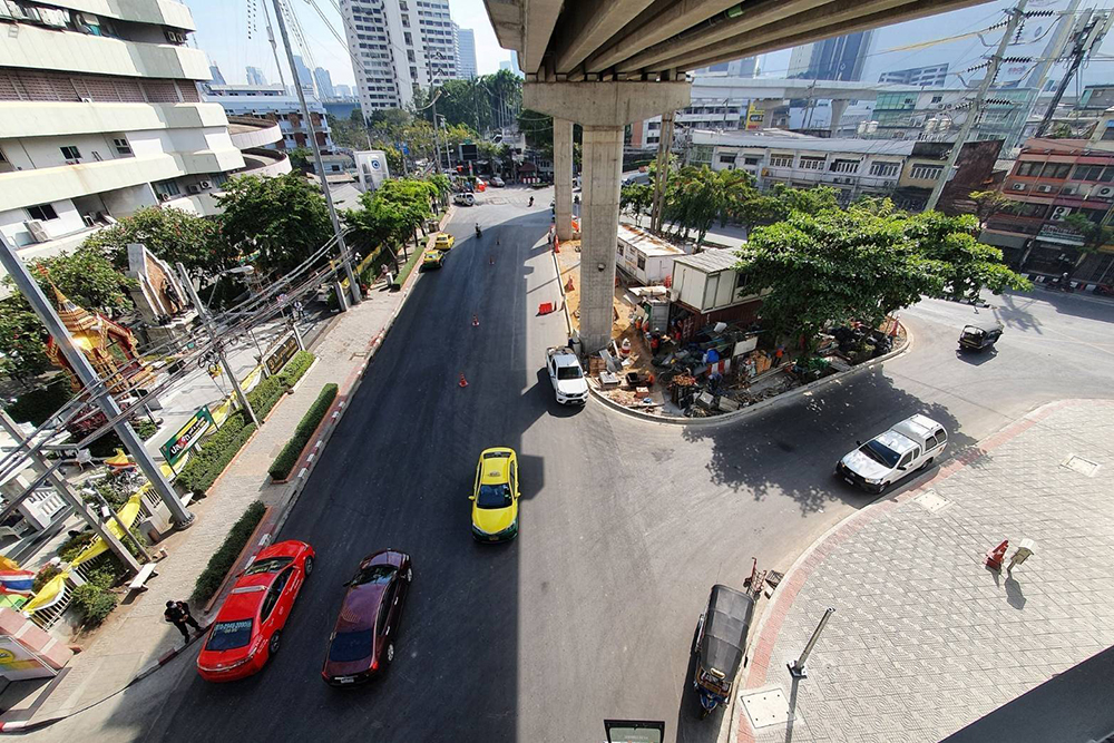 รถไฟฟ้าสายสีทอง