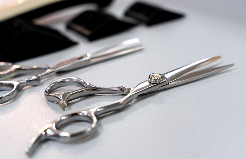 ตัดผมเอง