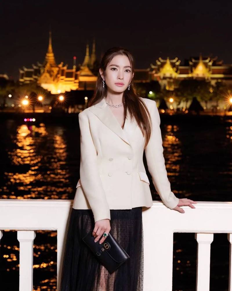 แอฟ ทักษอร, แมท ภีรนีย์, สงกรานต์ เตชะณรงค์