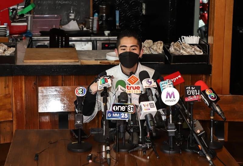 นิก คุณาธิป, โม อมีนา, แตงโม นิดา