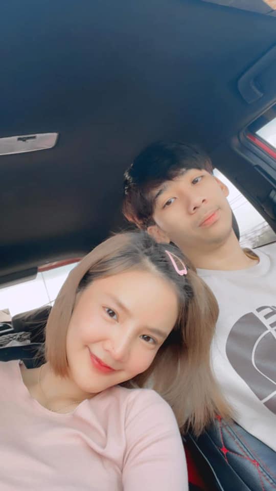 เนย สายธาร