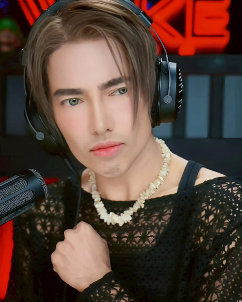 ดีเจดัง เปิดลุคล่าสุด หล่อละมุนสไตล์บอยแบนด์