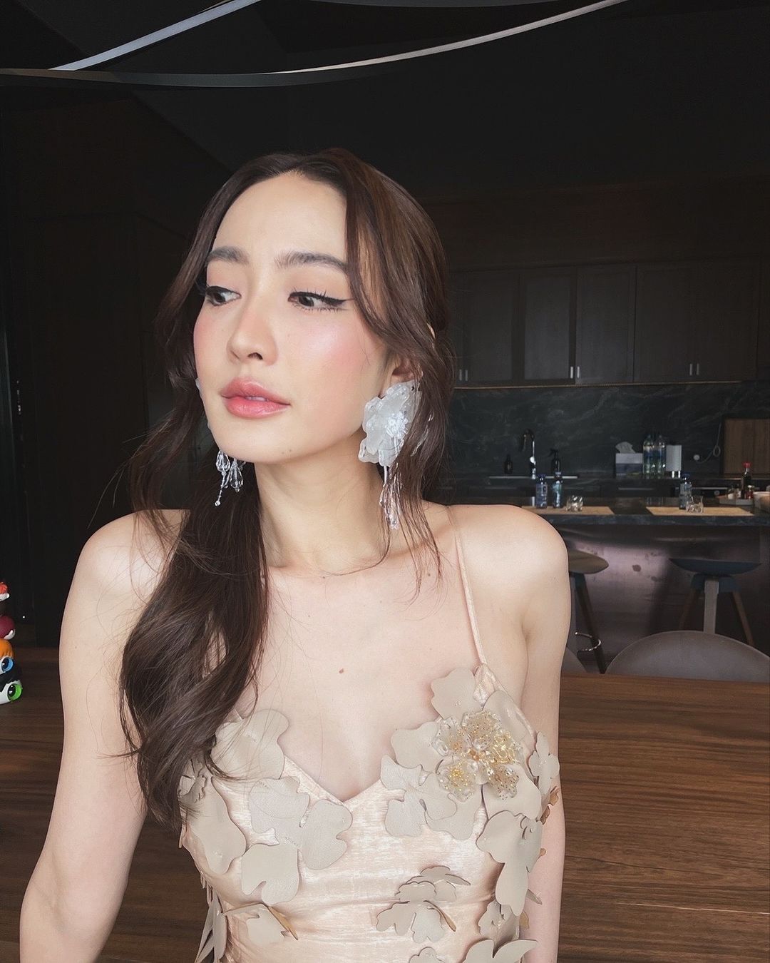 แต้ว ณฐพร ไฮโซณัย