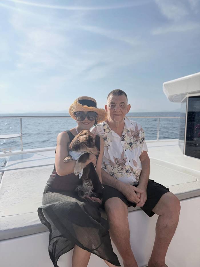 ลิซ่า BLACKPINK ล่องเรือภูเก็ต เดียร์น่า เชอรีน 