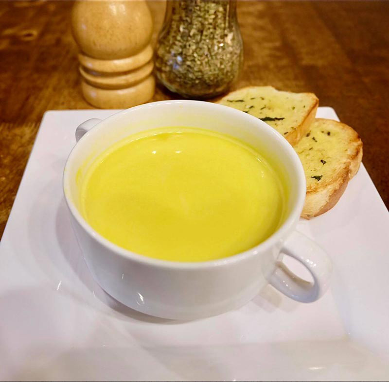 ร้านพิซซ่าเตาถ่าน