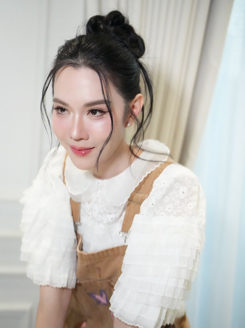 ดาราไทย