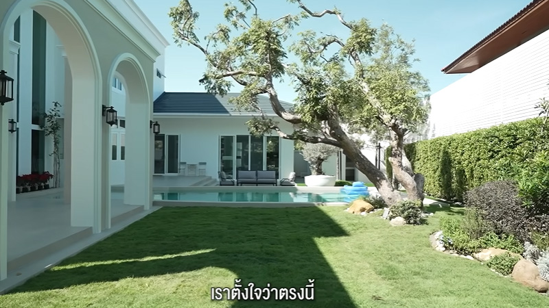 บ้าน หมาก คิม สวนหลังบ้าน