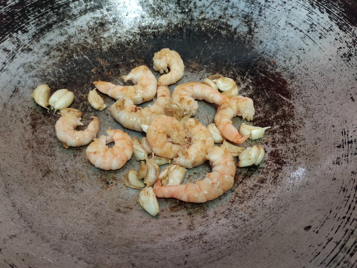 กุ้งกระเทียม