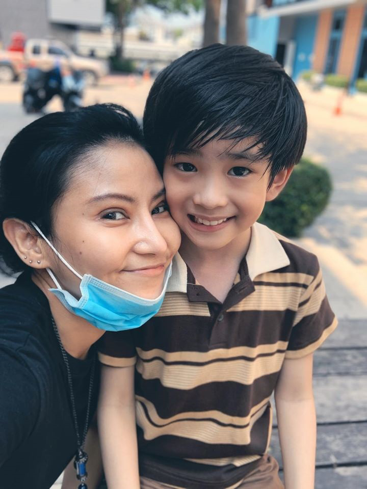 โรสแมรี่ คาฮันดิง