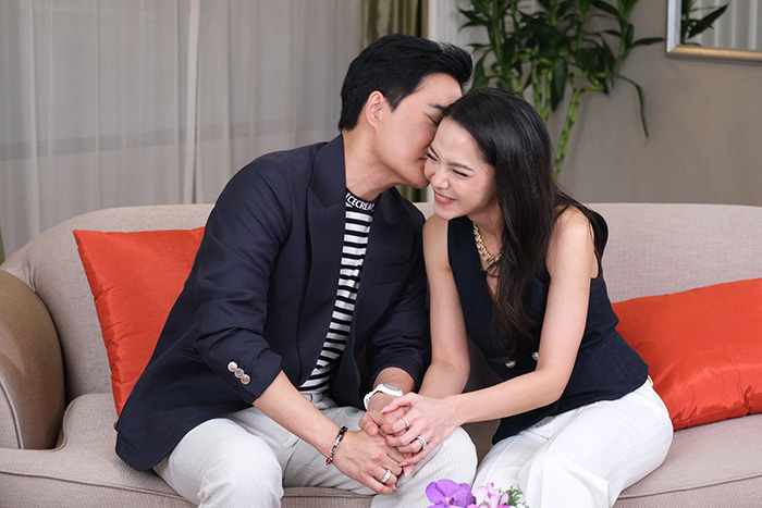 เคลลี่ พลอยไพลิน