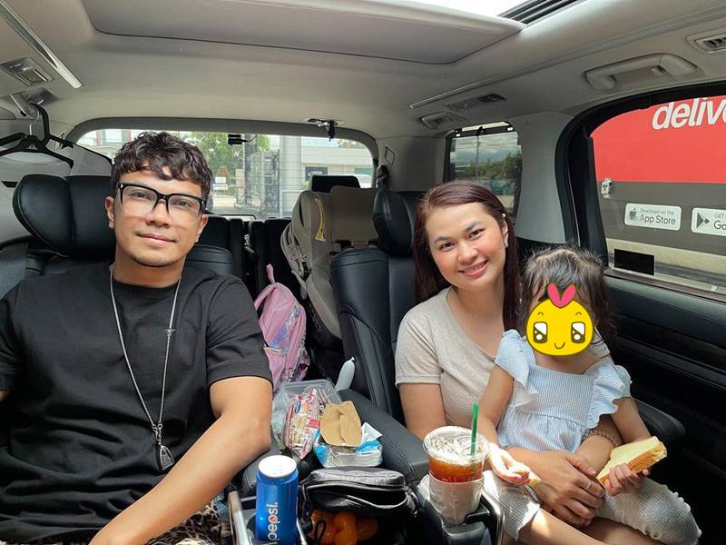 หนุ่ม กะลา เลิก จูน เพ็ญชุลี 