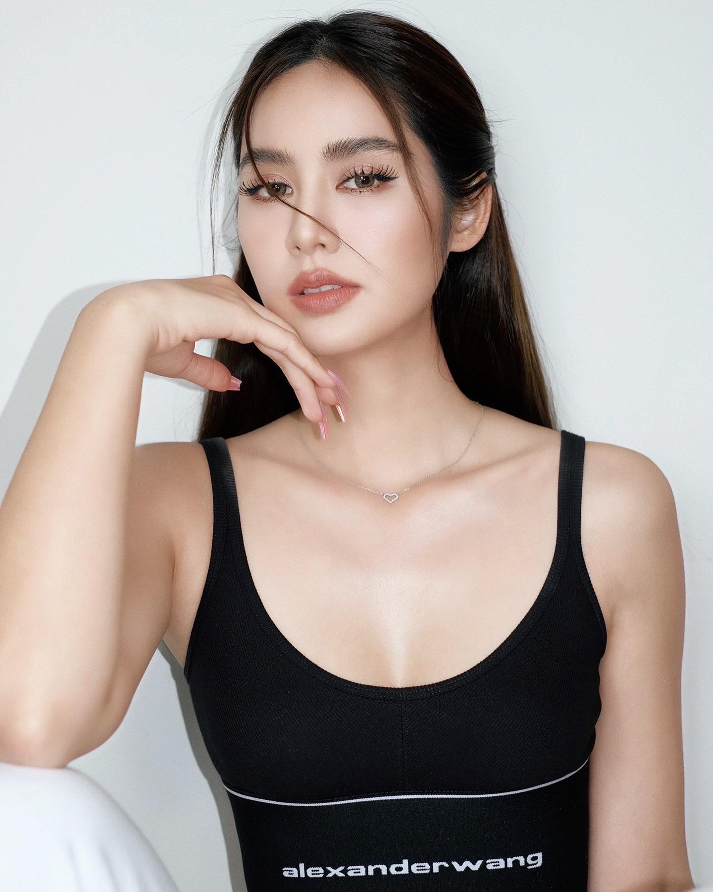 มะนาว ศรศิลป์