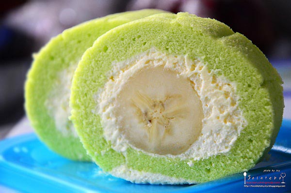 เค้กโรลไส้กล้วยหอม