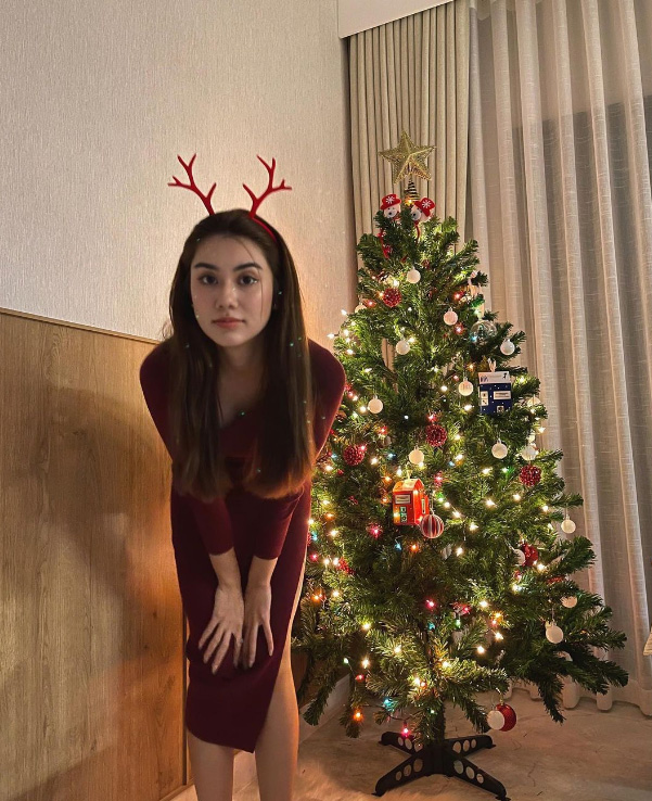 ลีน่า ลลินา ชูเอ็ทท์