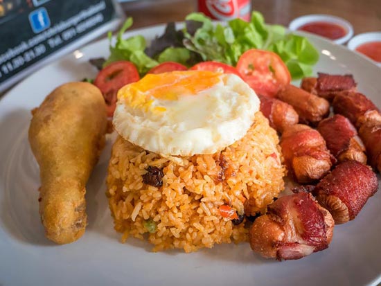 ร้านข้าวผัดอเมริกัน