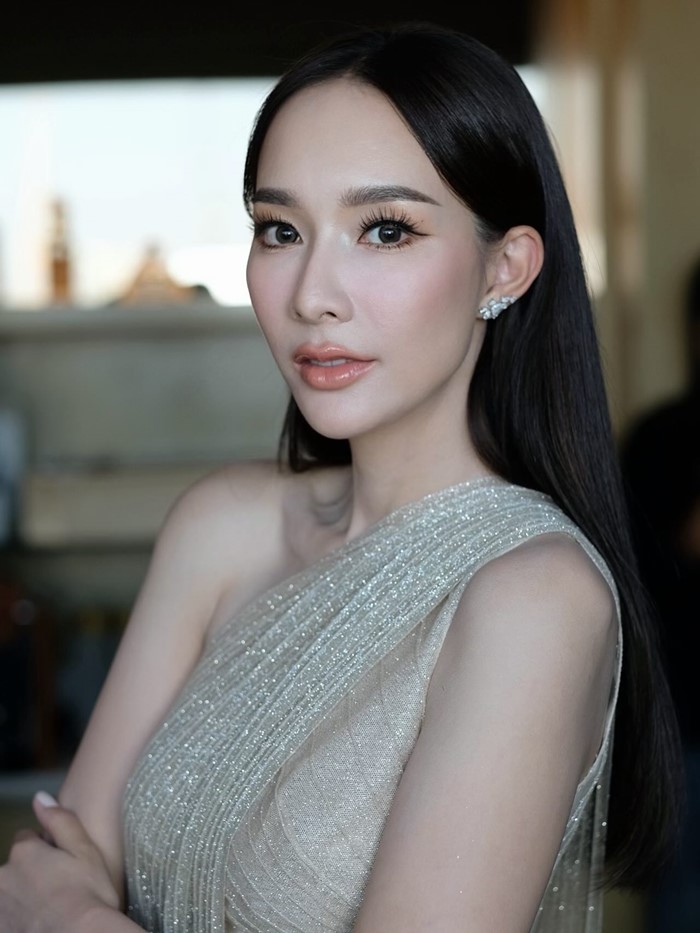 มิ้นท์ ณัฐวรา เข้าพิธีแต่งงาน ไฮโซหยัง วิธวิทย์