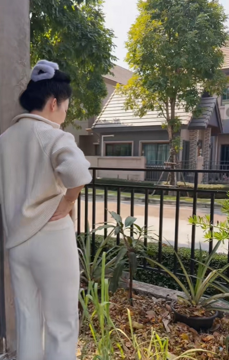 บ้านจ๊ะ นงผณี