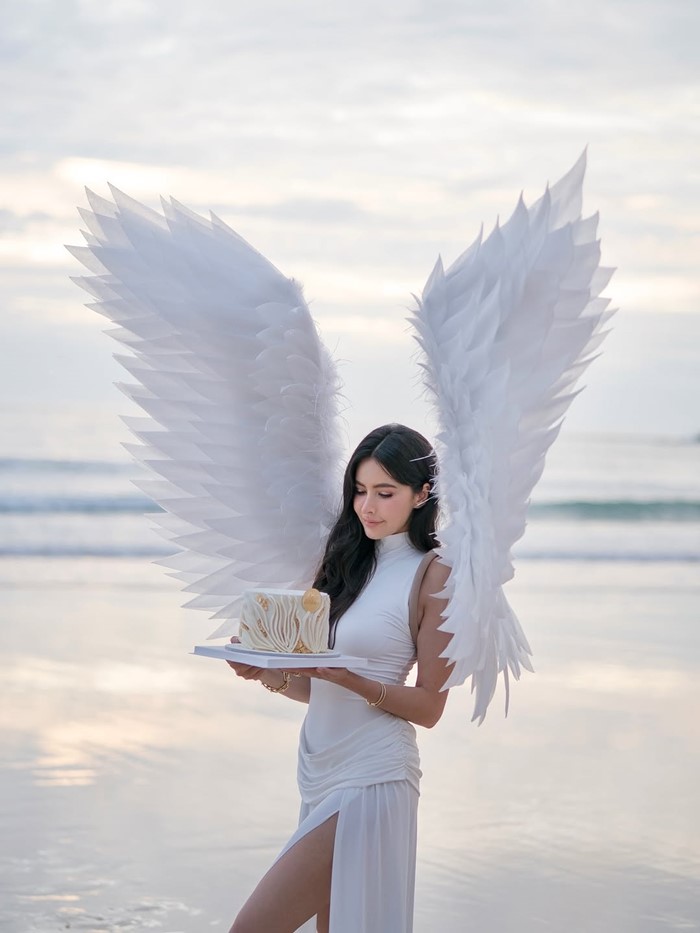 ศรีริต้า ฉลองวันเกิดวัย 44 ปี สุดอบอุ่น