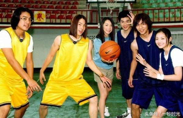 F4 รักใสใสหัวใจ 4 ดวง