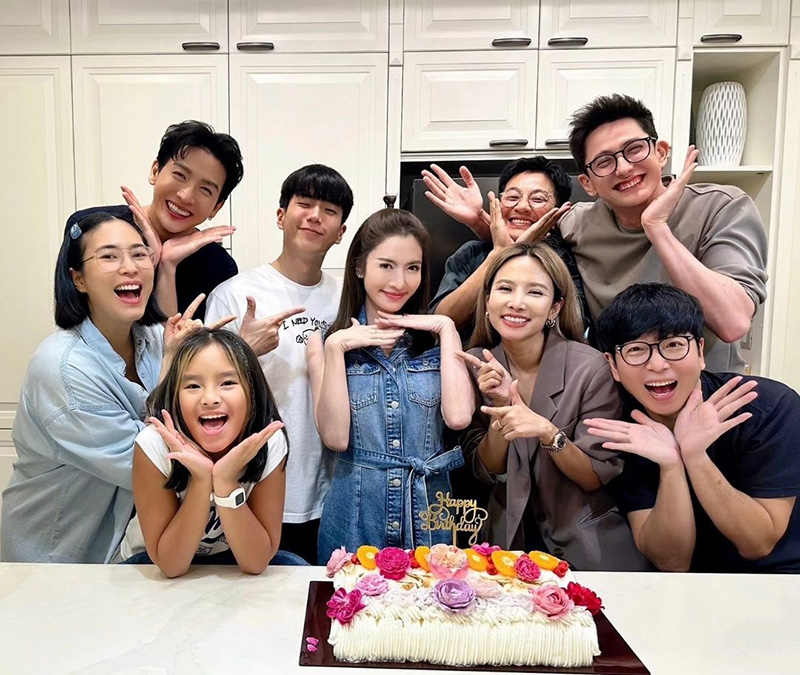 แอฟ ทักษอร