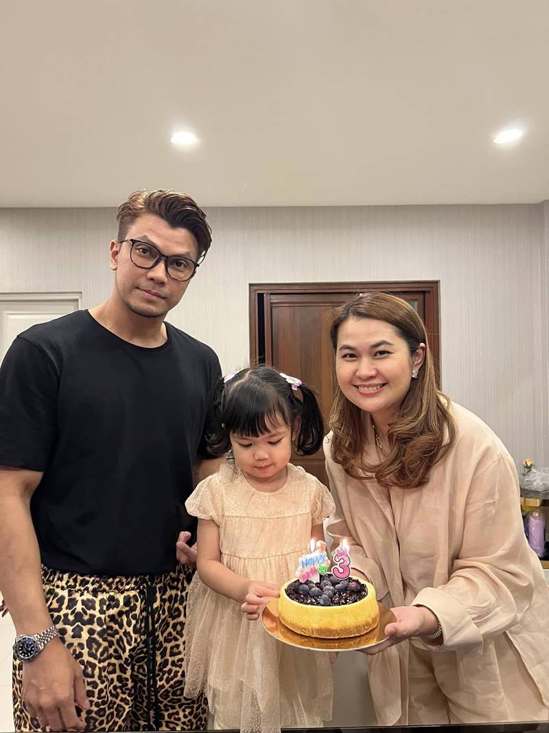 จูน เพ็ญชุลี, หนุ่ม กะลา