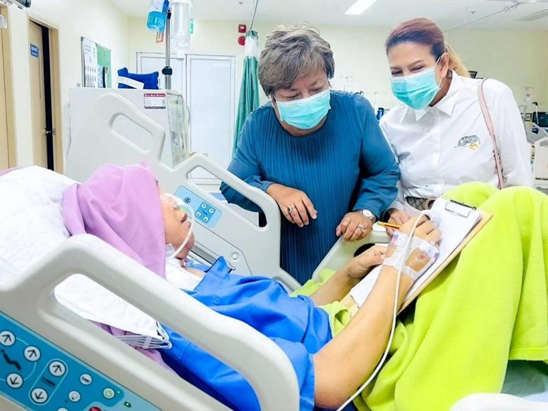 มัม ลาโคนิคส์ หลังป่วยเข้า ICU วันนี้ได้กลับบ้าน