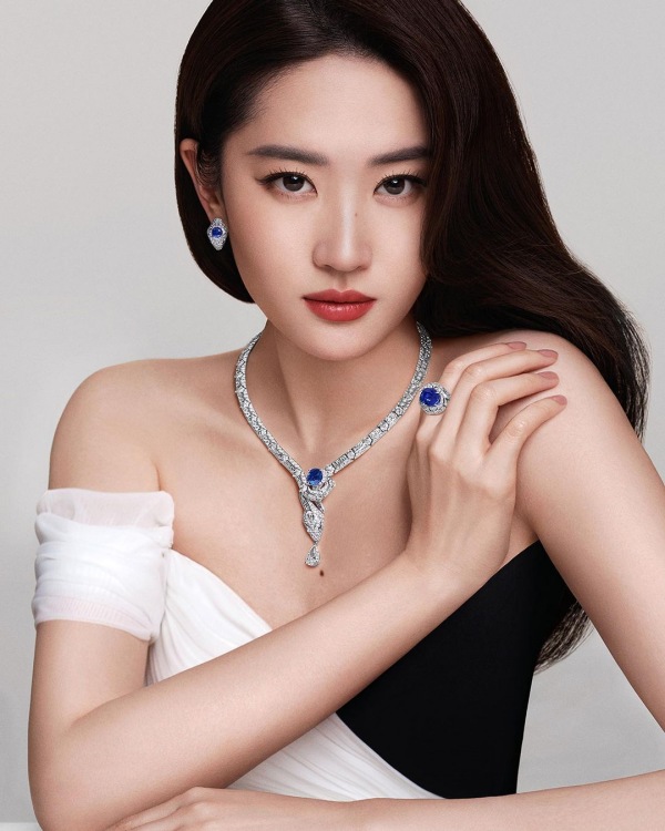 หลิวอี้เฟย liu yifei