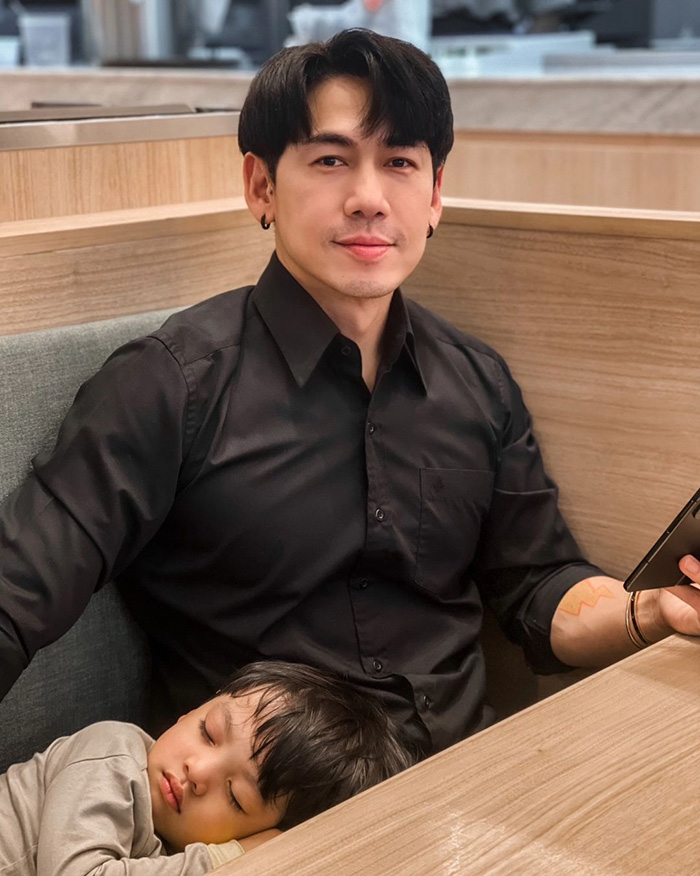 ดีเจเพชรจร้า