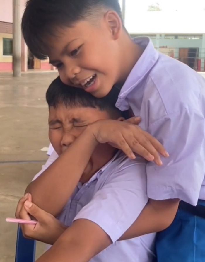 เจาะเลือด