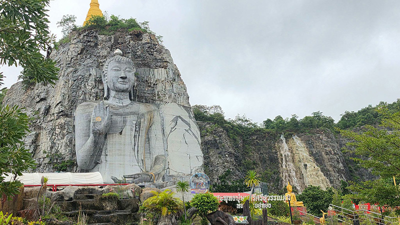 น้ำตกผามังกรบิน สุพรรณบุรี ที่เที่ยวหน้าฝน