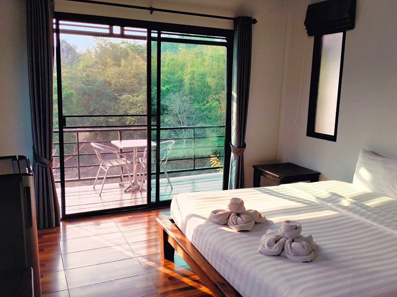 ที่พักใกล้สะพานมอญ