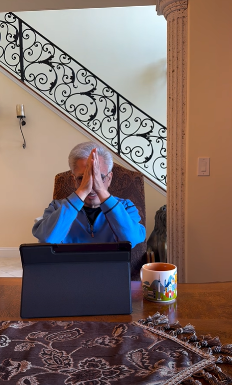 สุรชัย สมบัติเจริญ