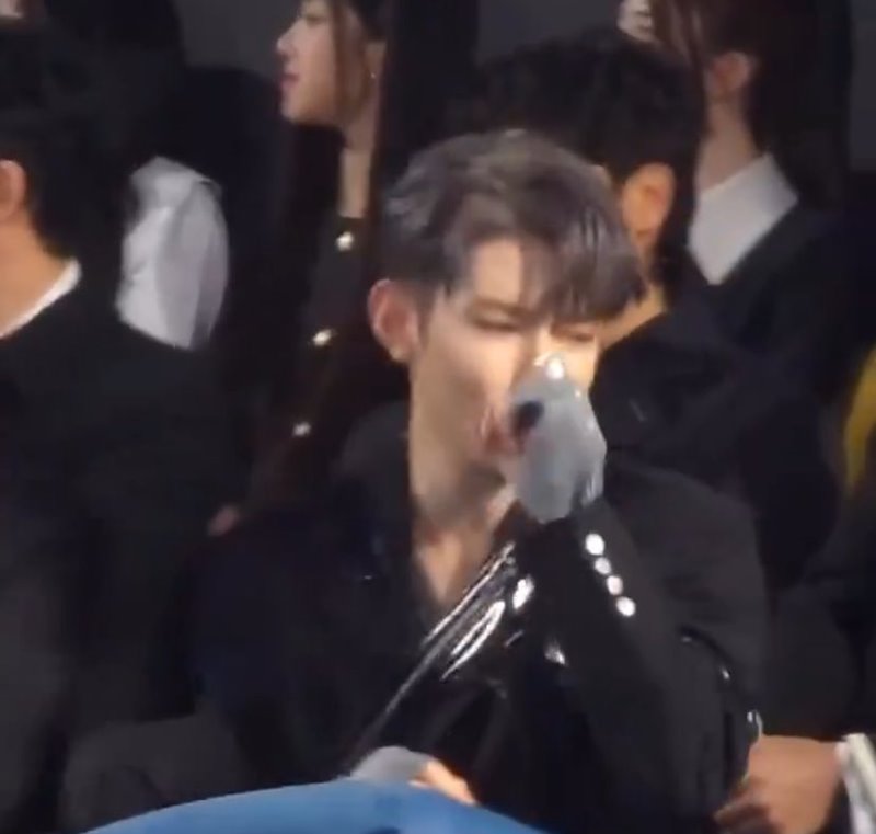 แฟนคลับอึราดหน้าเวที