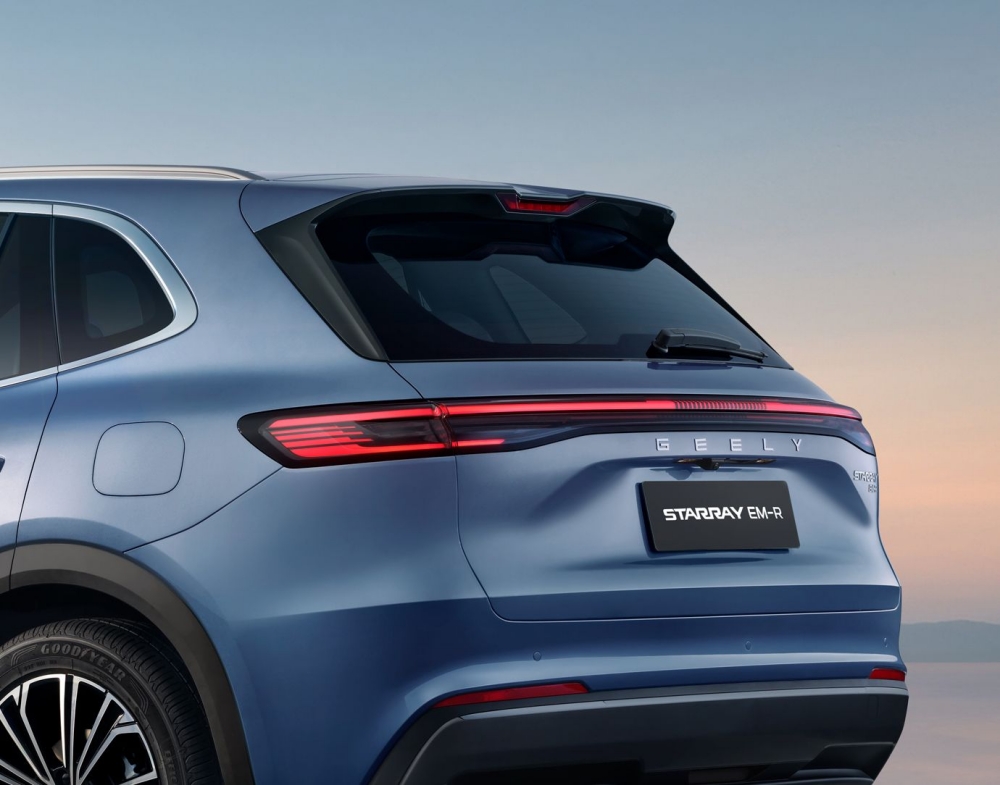 GEELY STARRAY EM-R