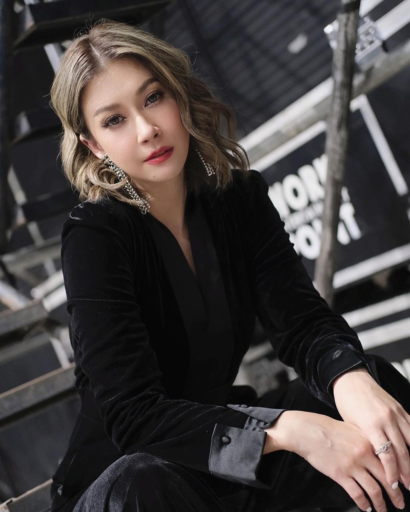 เอมี่ กลิ่นประทุม