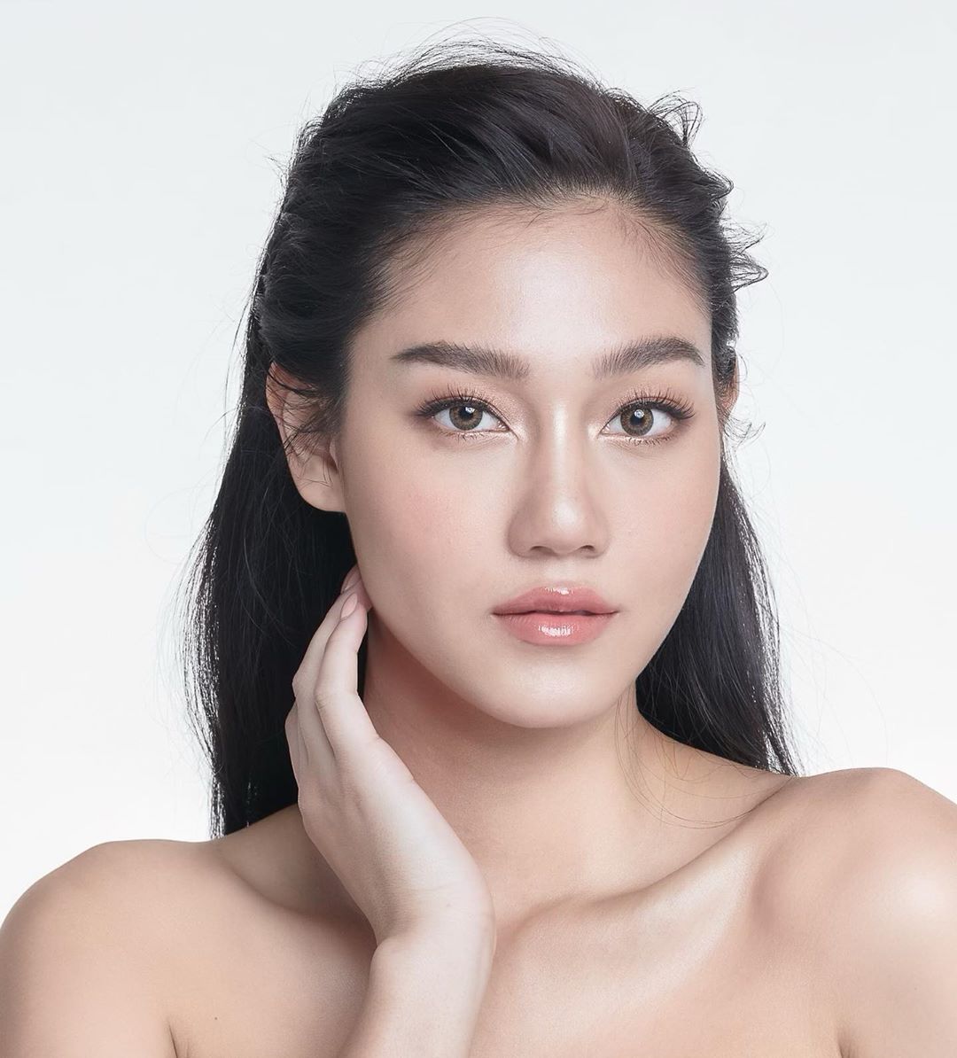 นิโคลีน พิชาภา