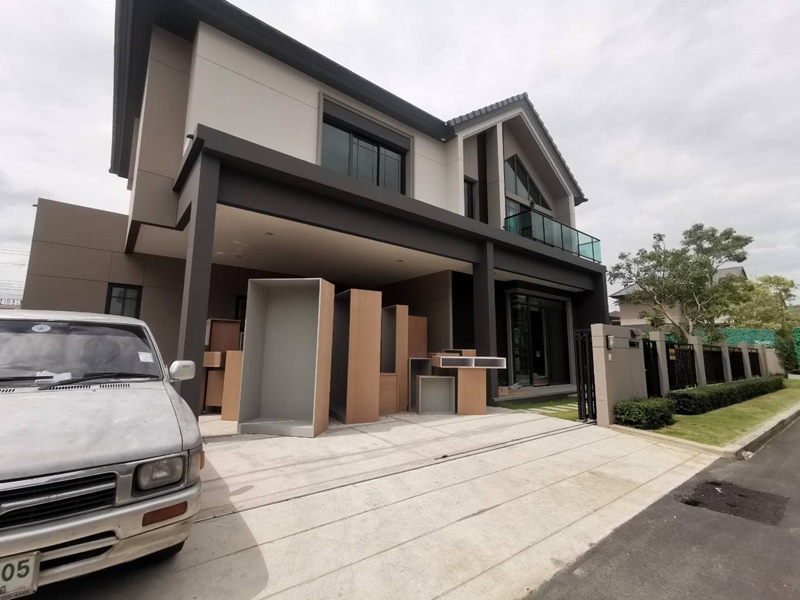 อาม ชุติมา