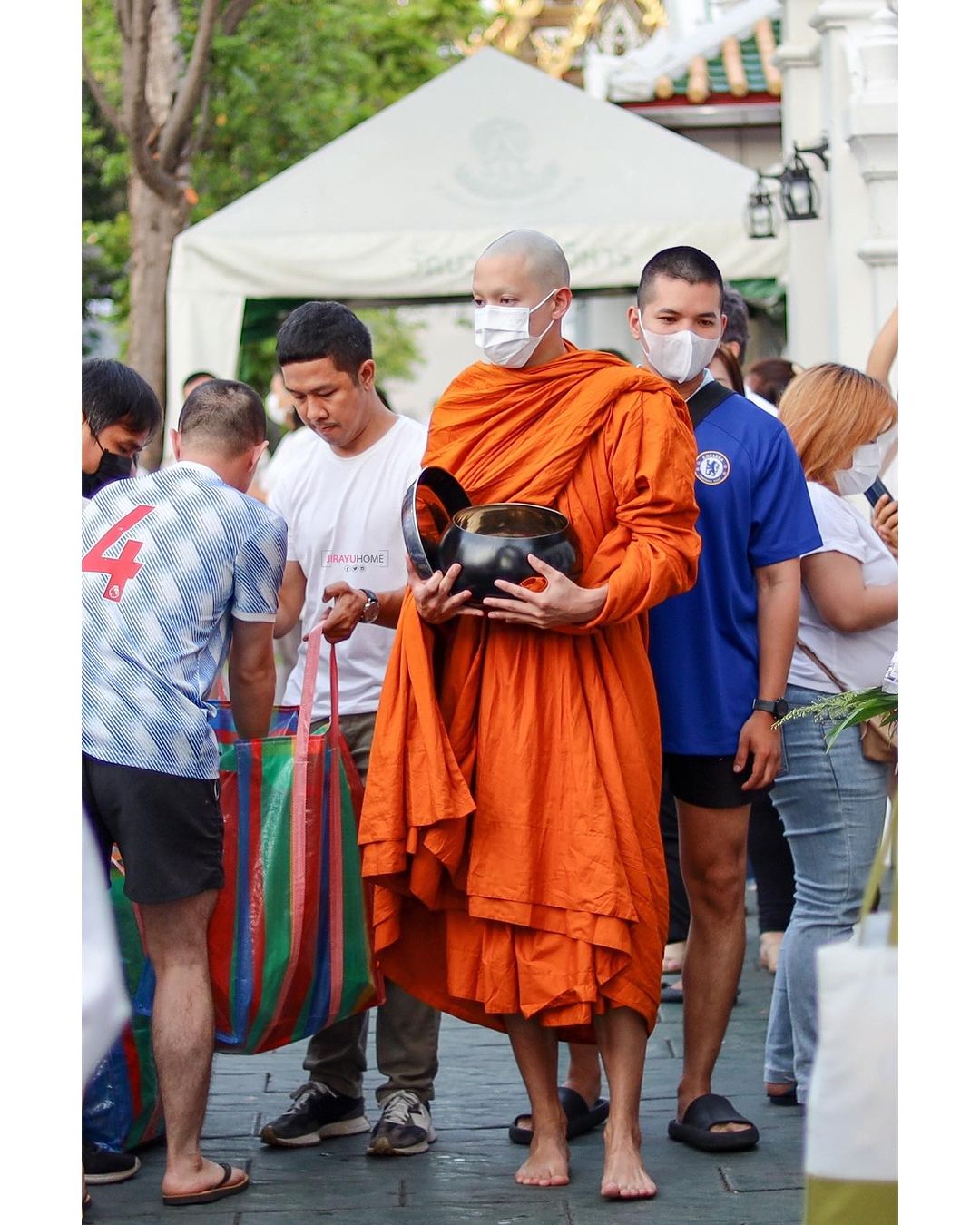 เจมส์ จิรายุ 