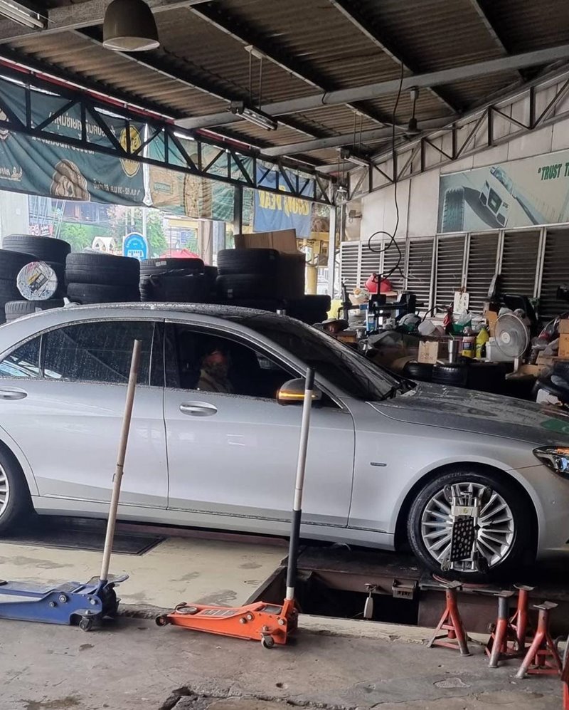 ตั๊ก มยุรา