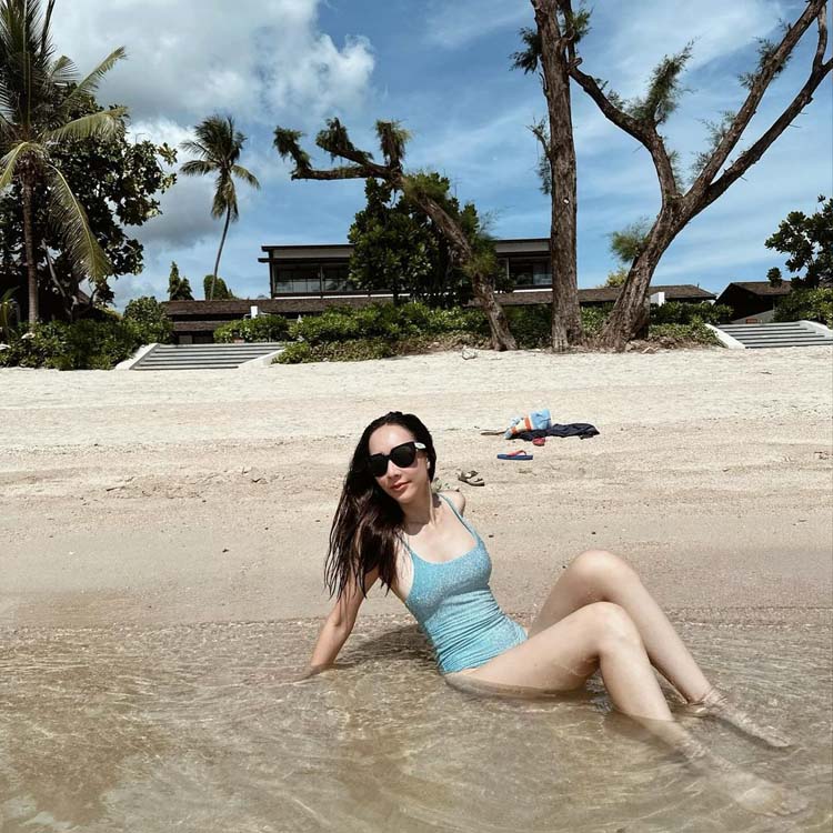 มิ้นท์ ณัฐวรา