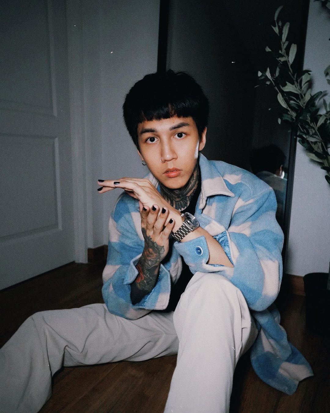 ฮาย Paper Planes